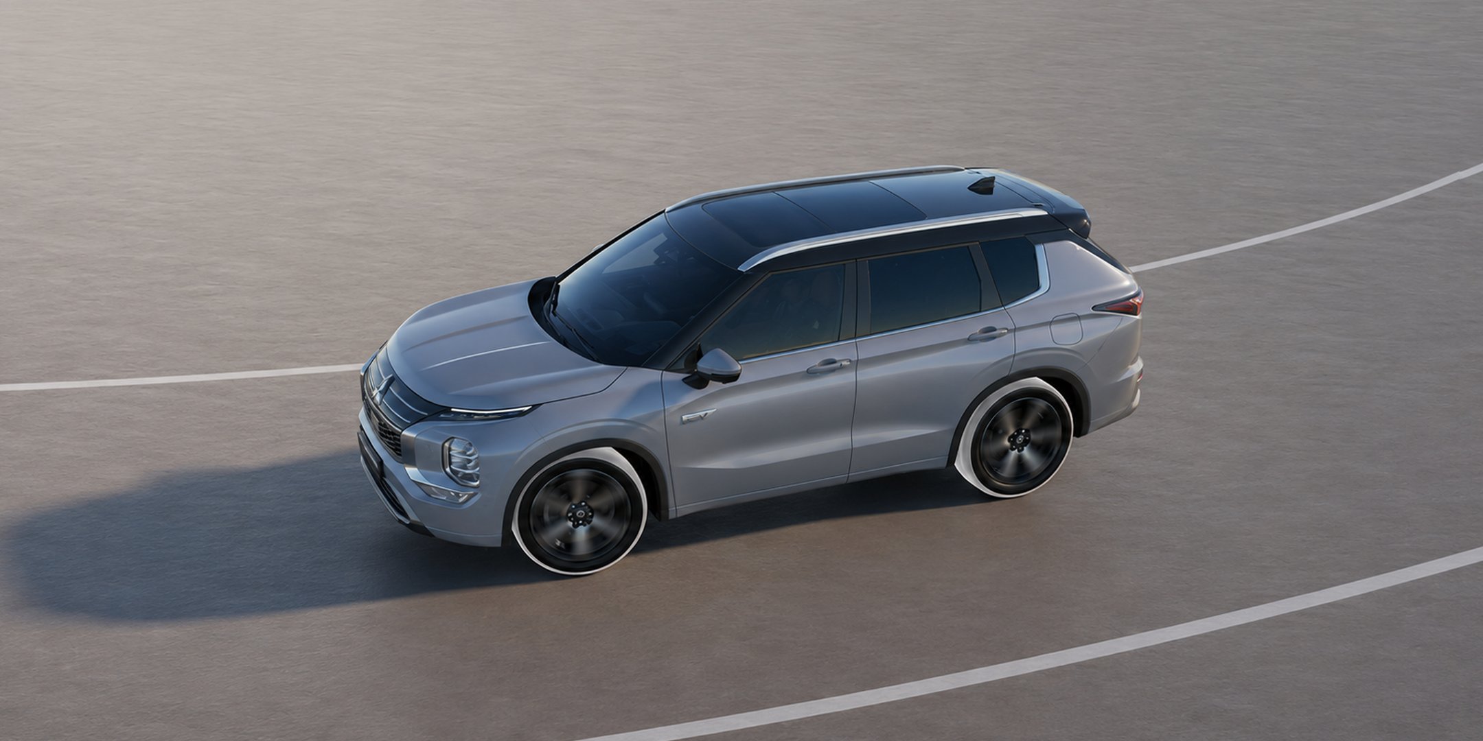 Mitsubishi Outlander PHEV 25 rokov - AYC