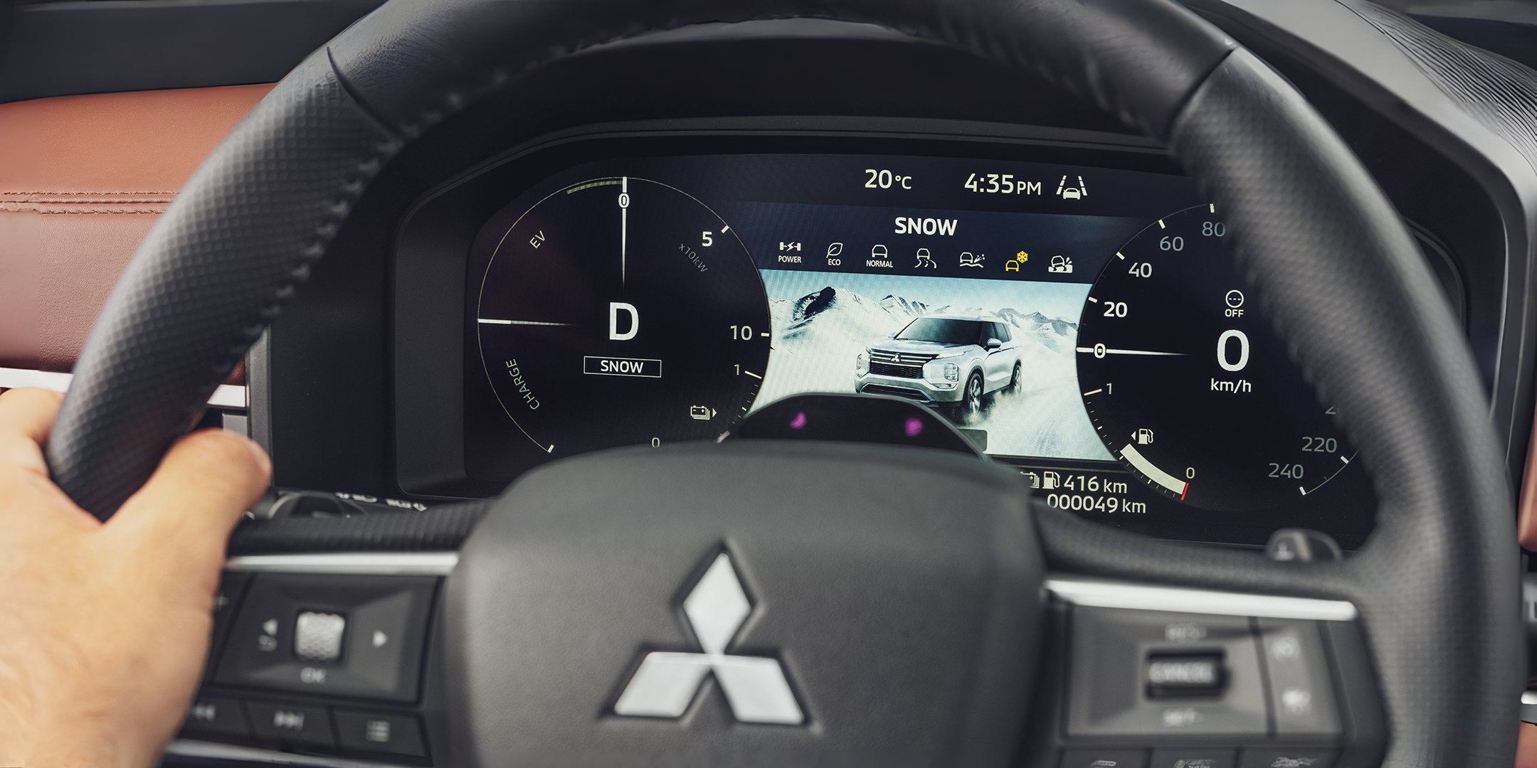 Mitsubishi Outlander PHEV 25 rokov - jazdný režim sneh