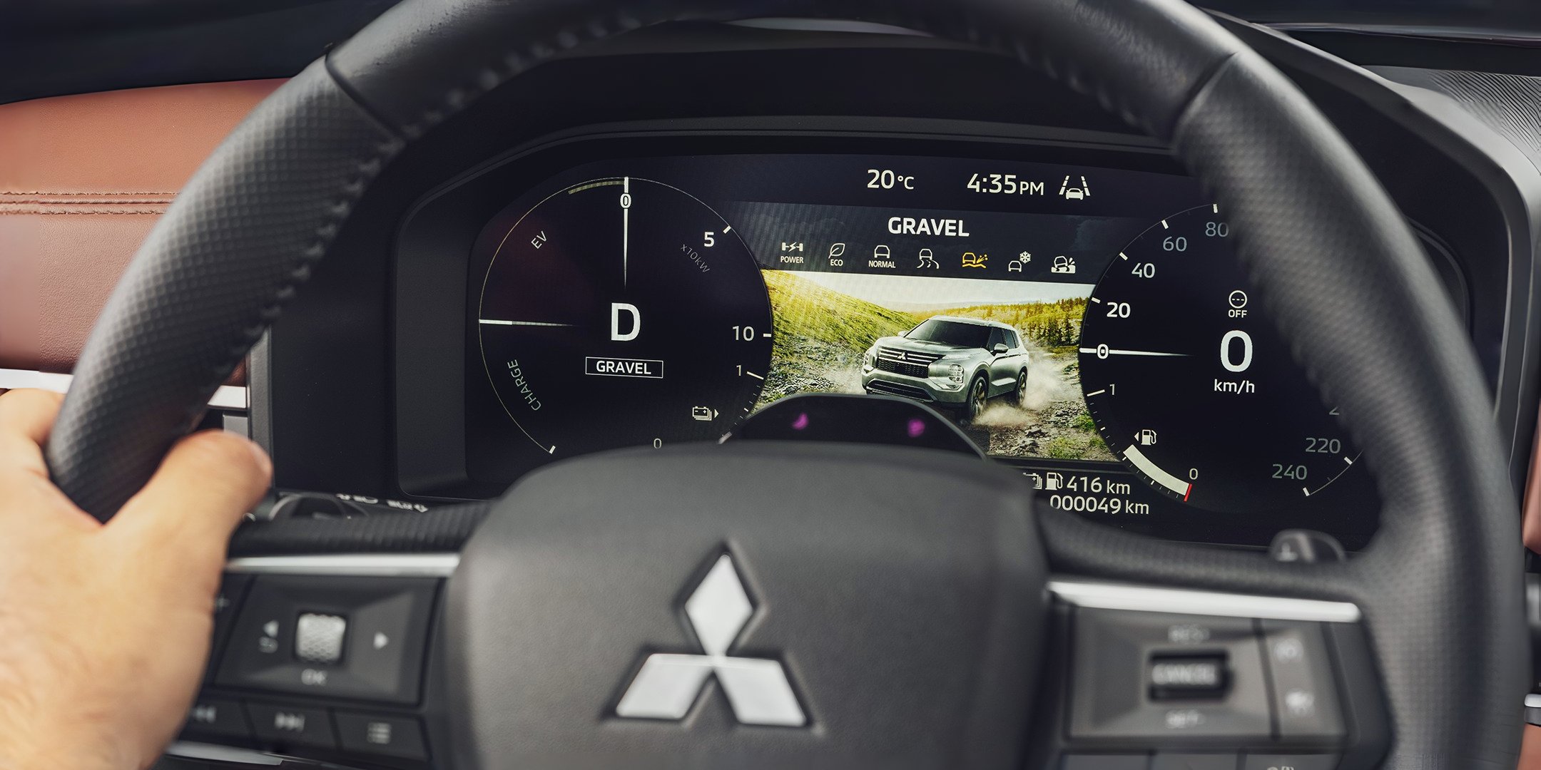 Mitsubishi Outlander PHEV 25 rokov - jazdný režim štrk